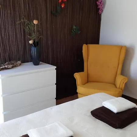 Maison Vingt-cinq *
