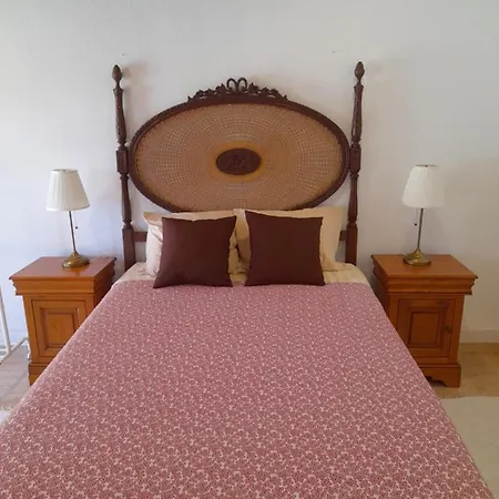 Maison Vingt-cinq بيت ضيافة *